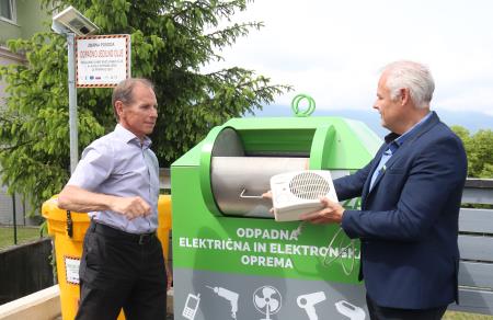 OGLED ZABOJNIKA 02 FOTO LJUBO VUKELIČ